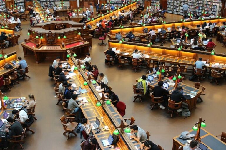 Rassegna Stampa – Quinta Sezione – Religioni e università – agosto 2021