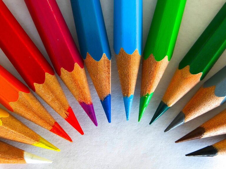 Educazione religiosa confessionale o fuori la fede dalle scuole?